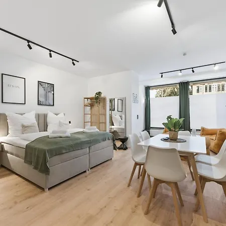Ludwigscozyescape - Design Loft Mit Großer Wohnküche Am Residenzschloss, 6 Gäste, Smarttv In Jedem Zimmer, Highspeed Wlan, Workspace, 24h Self Check-in, Parkplatz 2 Min